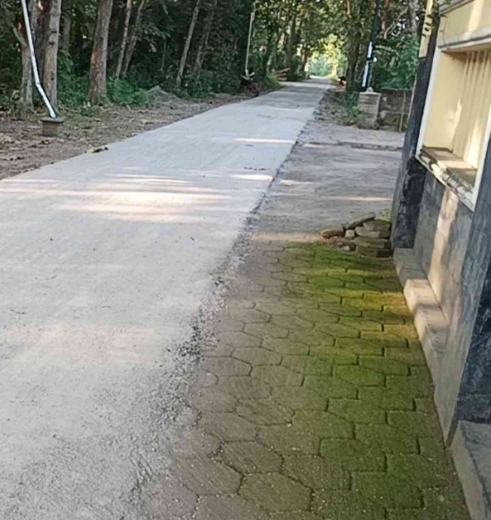 Jalan yang sudah diperbaiki, jadi nyaman untuk dilewati sambil bersepeda (dokpri)