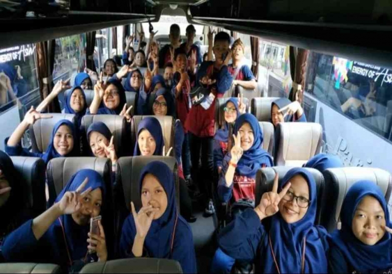 Ilustrasi study tour/smp-taufiqurrahman2.com
