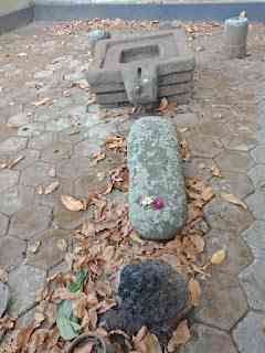Linga, Yoni dan Phallus (Dok. Pribadi)