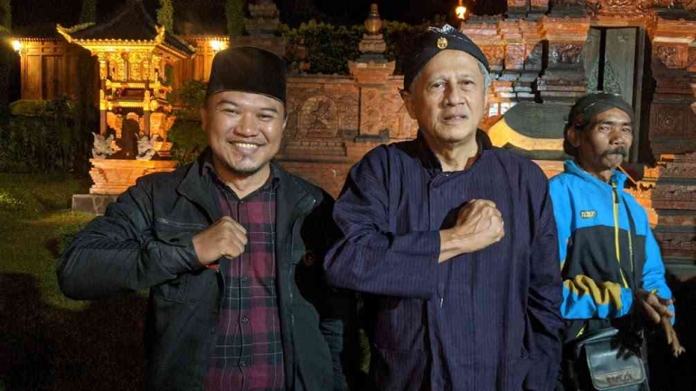 H. Ahmat Zulfikarnain Lubis.Cht.CI.C. Pendiri Jakmas.com | Ir. H. Luluk Sumiarso Msc adalah ex Dirjen Migas Kementrian ESDM,