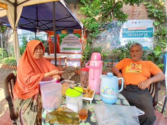 Ayah Didi dan istrinya di rumah beliau/dokpri