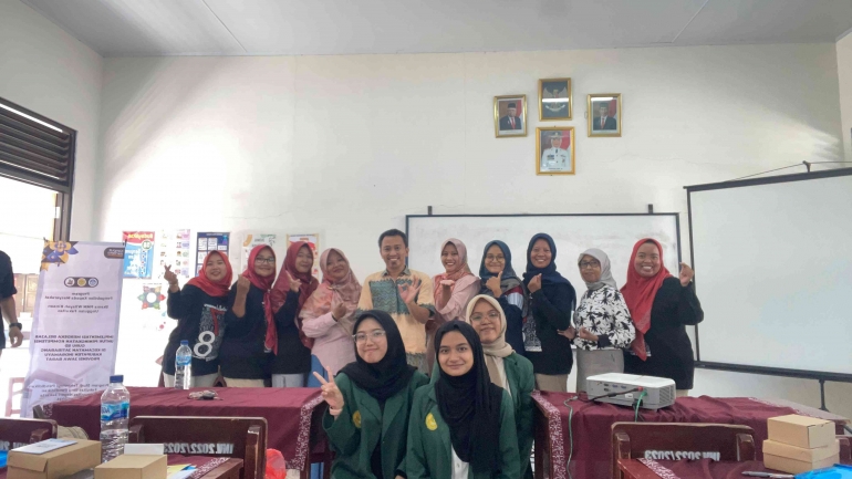 Foto Bersama Setelah Selesai Pelatihan/dokpri