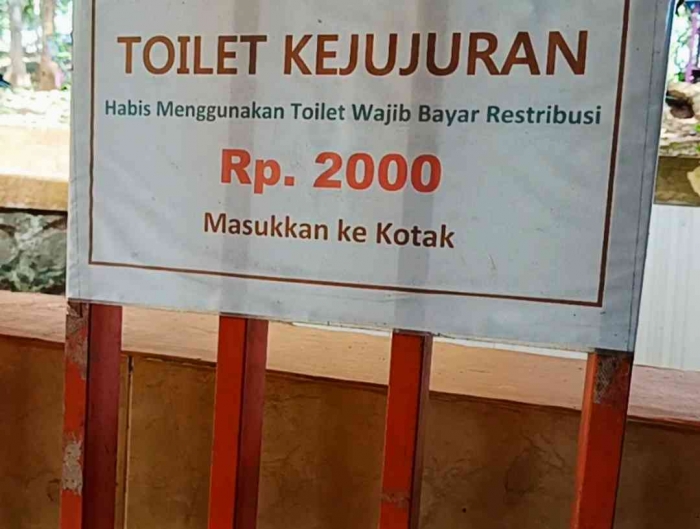Toilet Kejujuran di Monumen Kresek Kabupaten Madiun (dokpri)