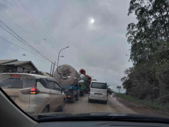 Jalan licin dan mulai padat merayap (dokpri)