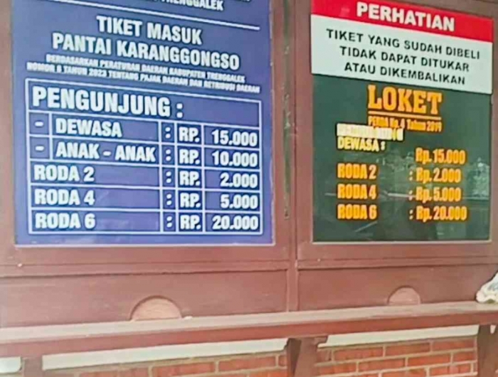 Harga tiket masuk Pantai Karanggongso (dokpri)