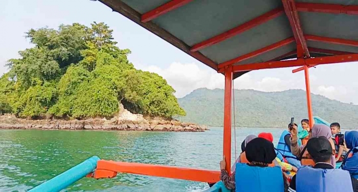 Pulau watu dukun (dokpri)