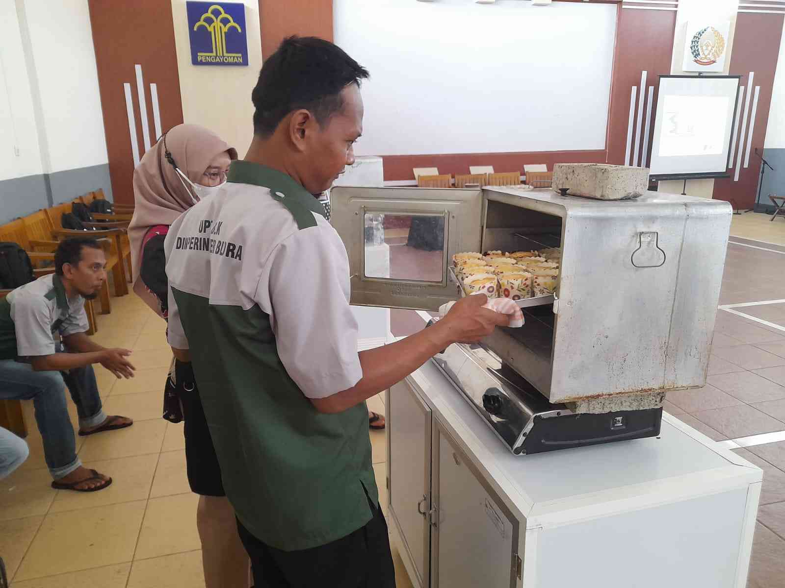 Tingkatkan Pembinaan, Rutan Blora Berikan Inovasi Pembinaan Produk Tata ...