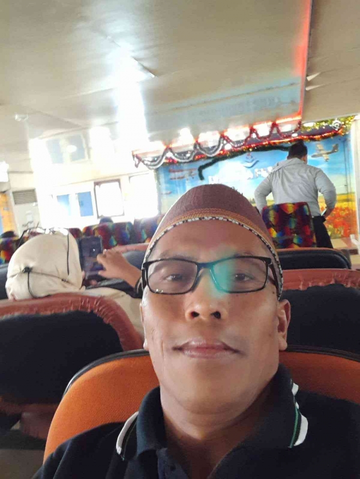 Istirahat di dalam ruang kapal feri (dokpri)