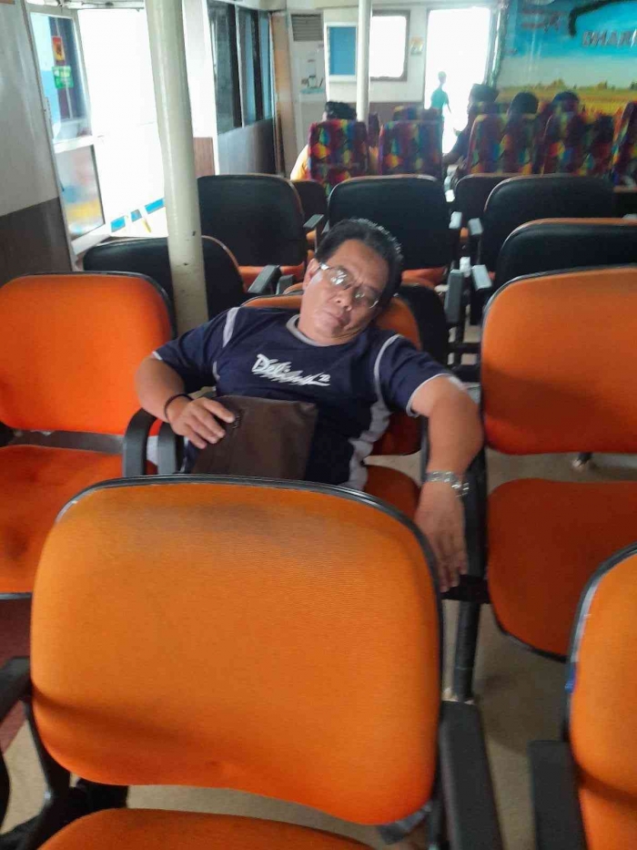 Pak Budi Lestarianto terlelap tidur (dokpri)