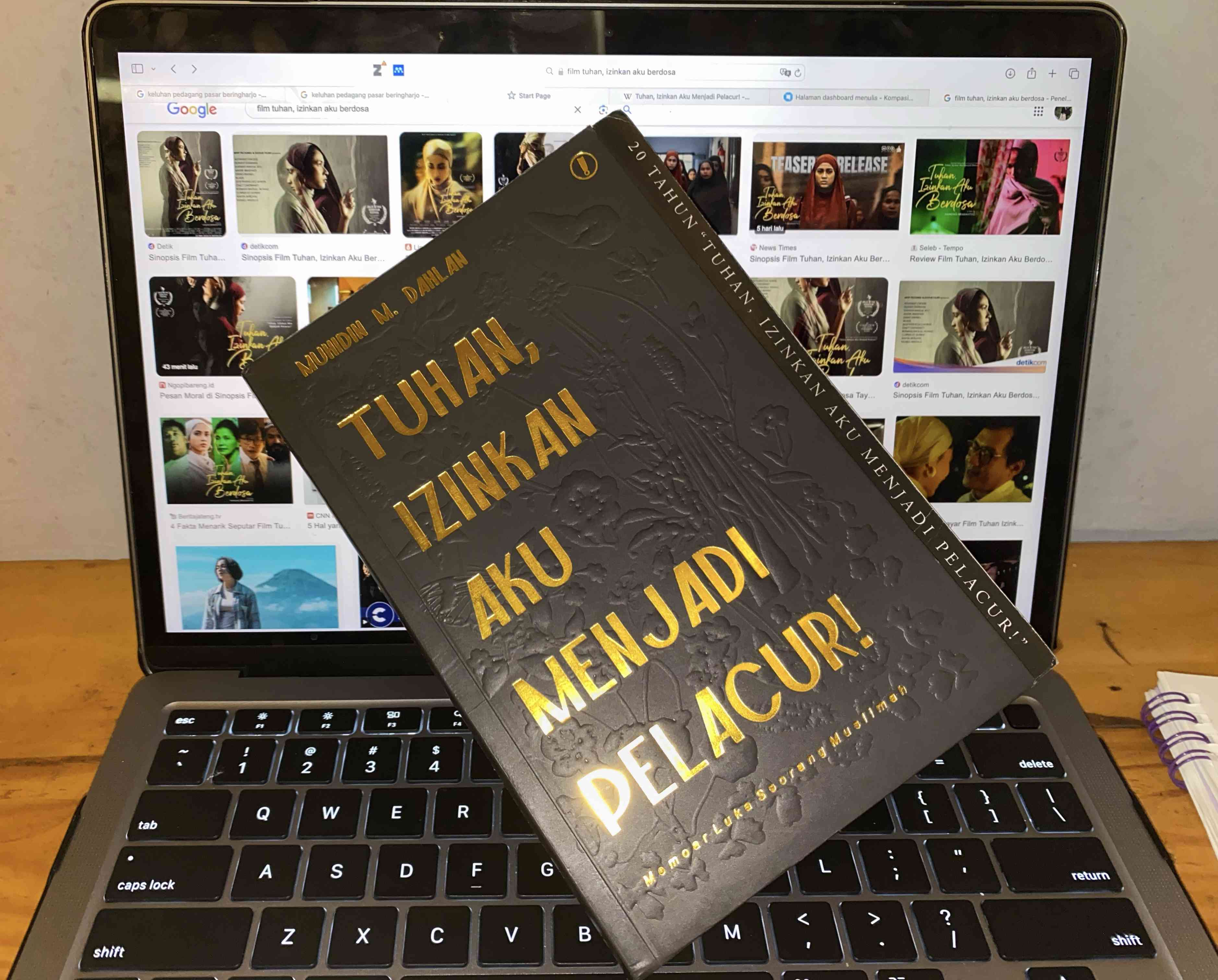 Novel Tuhan, Izinkan Aku Menjadi Pelacur! Yang Diadaptasikan Ke Layar ...