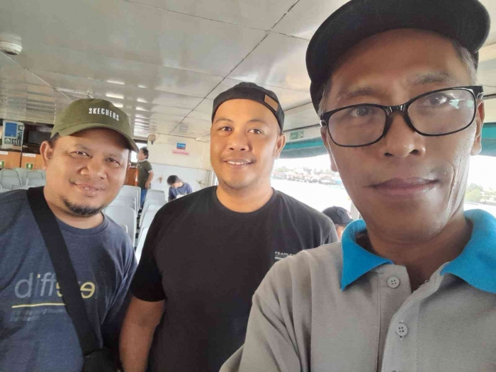 Berfoto bersama Ibrahim yang akan ke Tanah Suci (dokpri)