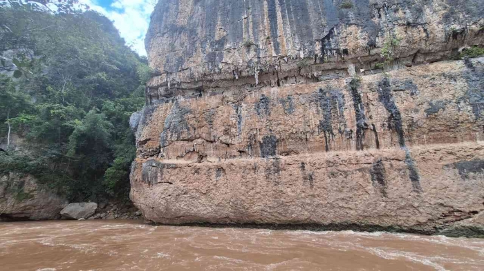 Tebing Mandu, Tontonan. Sumber: dokumentasi pribadi.