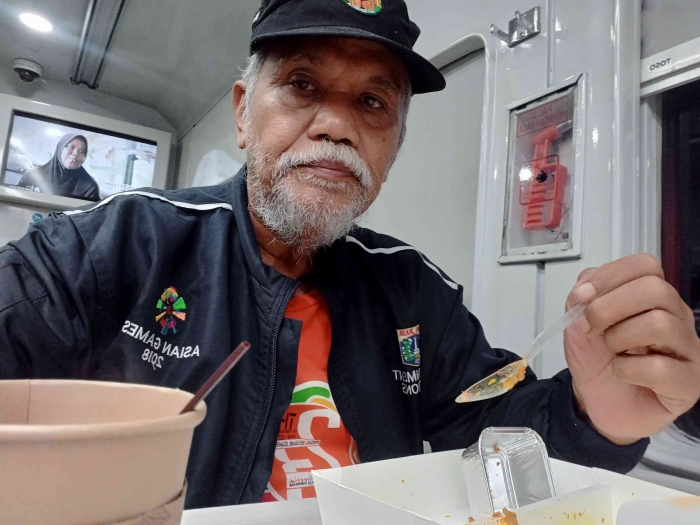 Restorasi sumber gambar dokumen pribadi