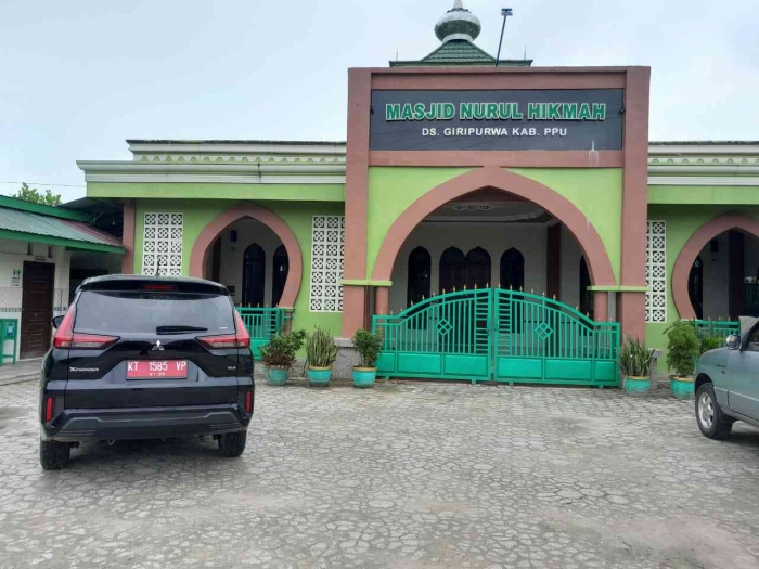 Singgah pertama di toilet masjid Giripurwa (dokpri)