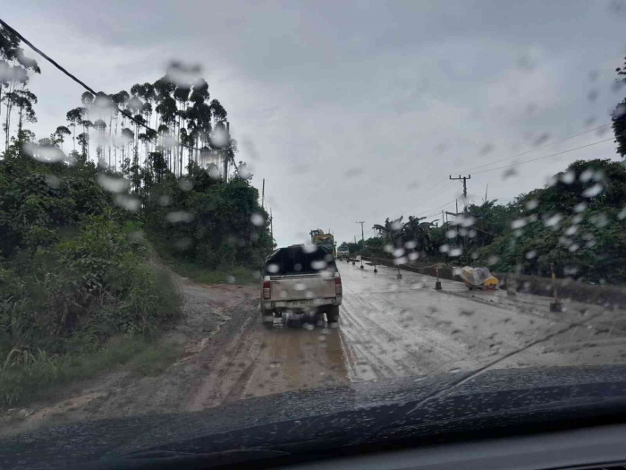 Jalanan berlumpur (dokpri)