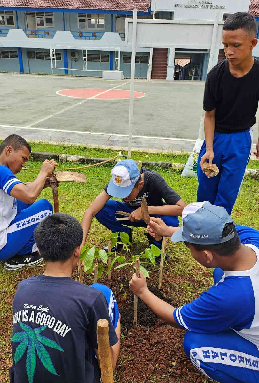 Kurikulum Pendidikan Green Skills: Mempersiapkan Generasi Z Menghadapi ...