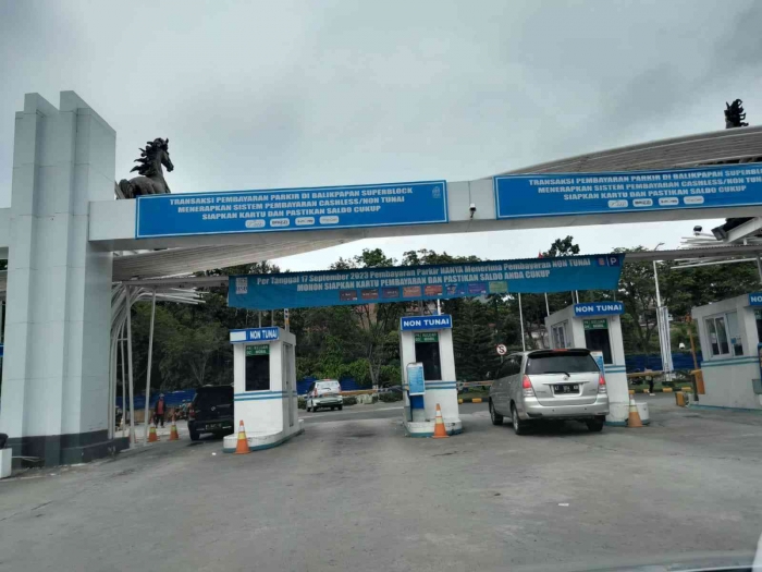 Pintu keluar BSB (dokpri)