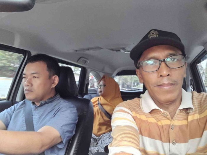 Naik Mobil menuju bandara Sams Sepinggan (dokpri)