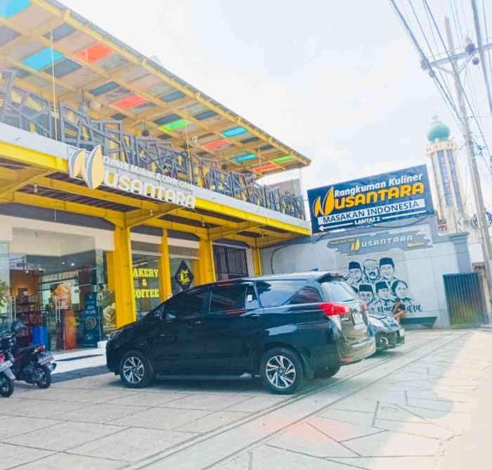 Omah Makan dan Oleh-oleh Nusantara jln pahlawan 10-12 Kota Madiun (dokpri)