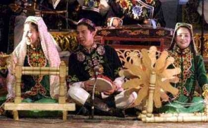 Yalangoch Alesa Kacher Jinsiy aloqa uchun teri koylak