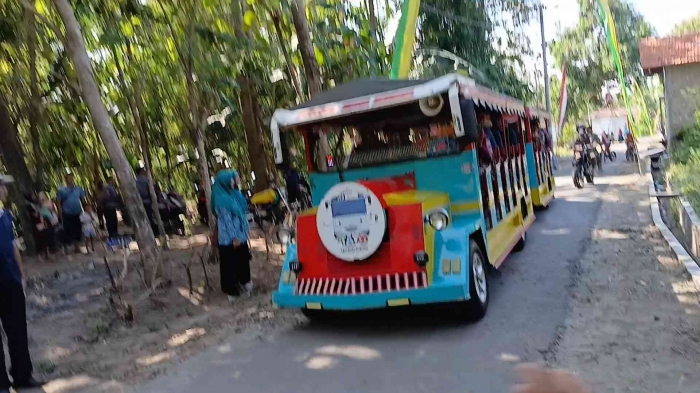 Mungkinkah kereta kelinci menggantikan ART sebagai transportasi massal?(dokpri)