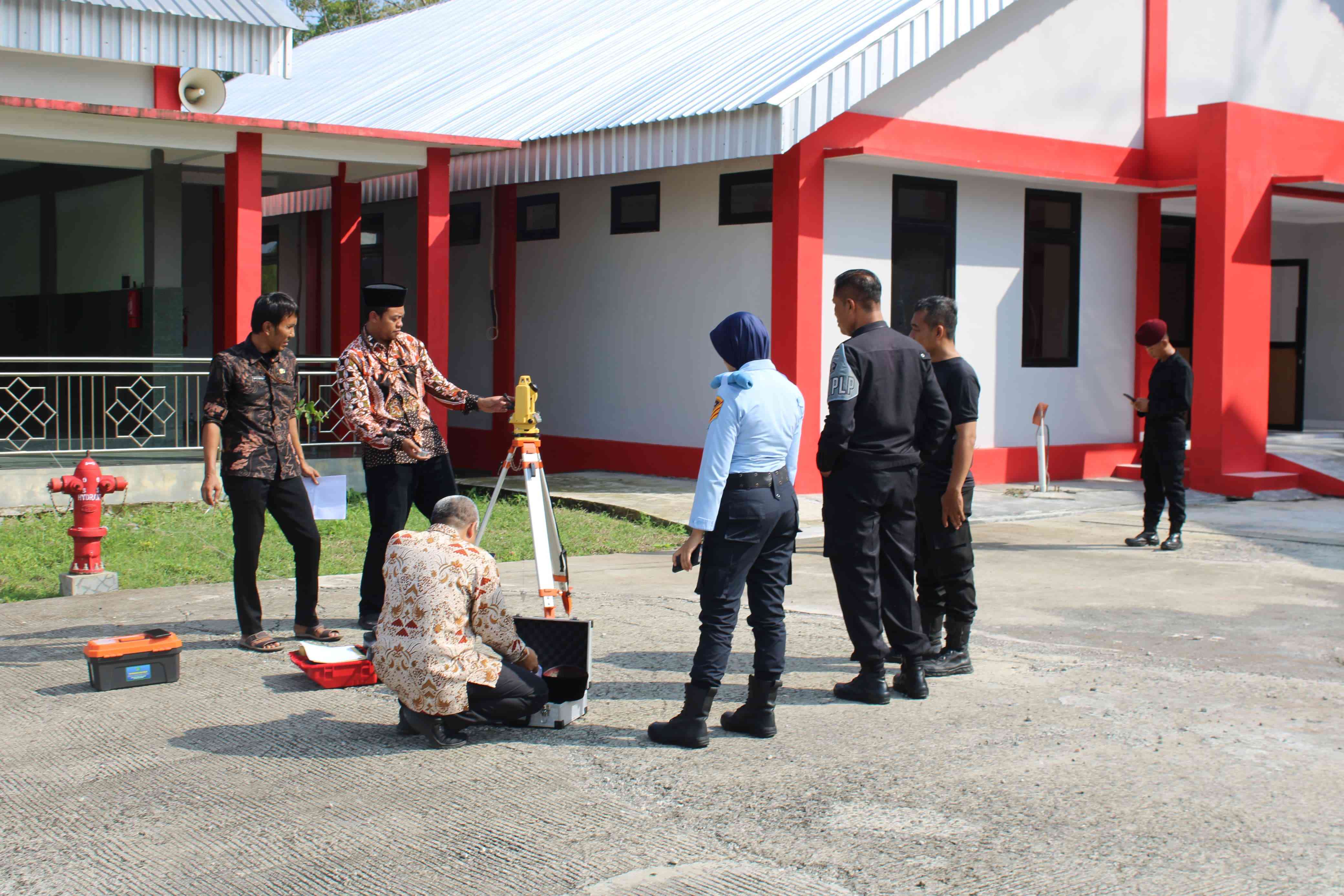 Pastikan Keakuratan Arah Kiblat Masjid Baitusalam, Lapas Nirbaya Dan ...