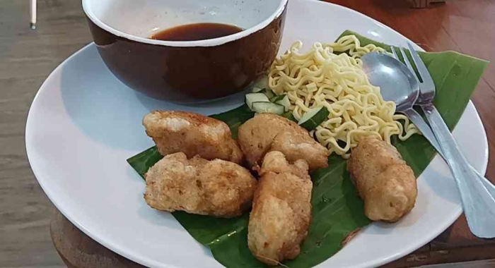 Pempek Palembang di Omah Nusantara Resto (dokpri)