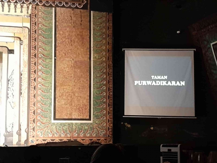 Deskripsi di kanan panggung (dokpri)