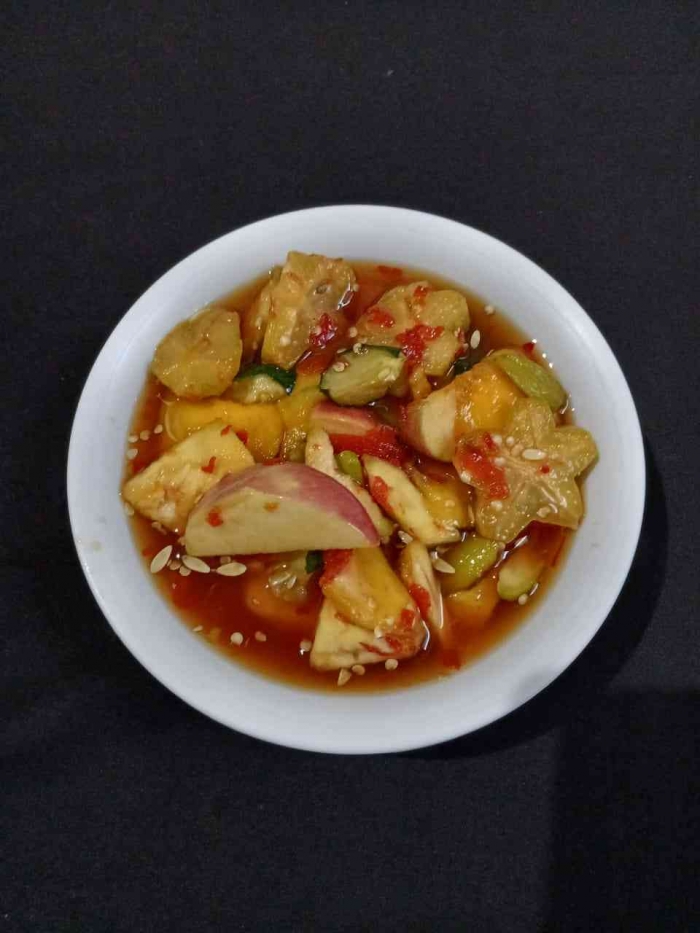Rujak buah manisan cabe (dokpri)