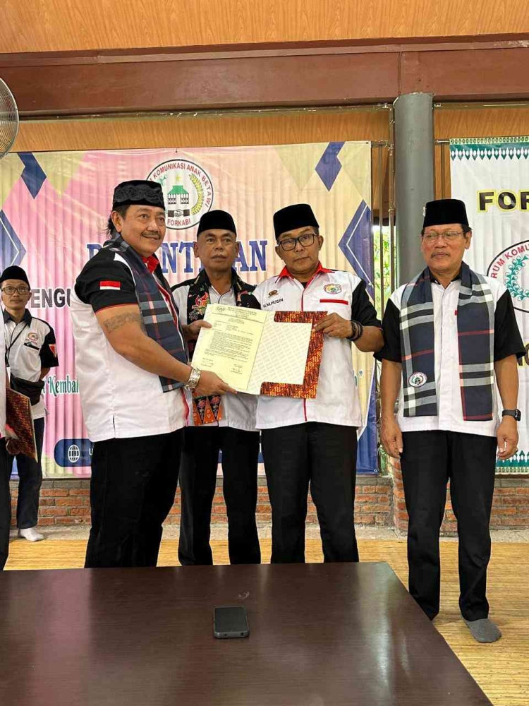 Foto pengukuhan penetapan Ketua Umum FORKABI Cimanggis, Dokumen pribadi.