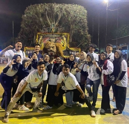 Dokumentasi Pribadi - Foto bersama Budaya Kearifan Lokal Reog  Ponorogo (Singo Lodro)