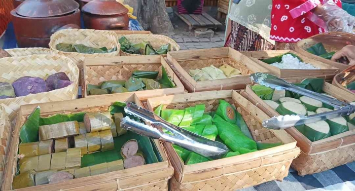 Aneka jajan pasar tradisional (Dokumentasi pribadi)