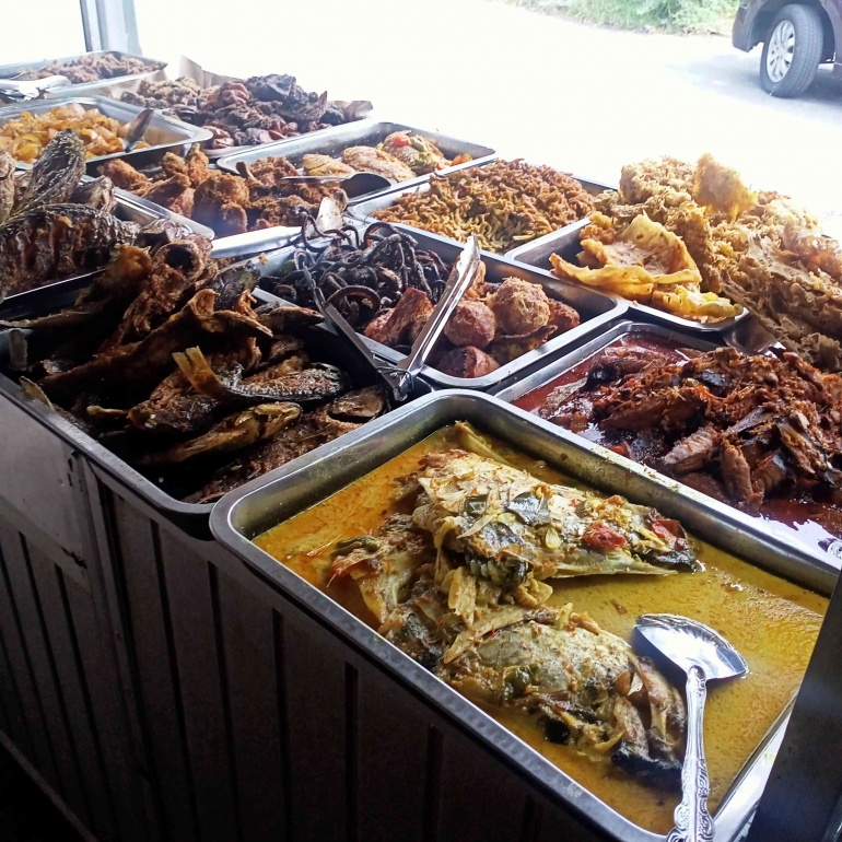 Aneka pilihan menu (dokumentasi pribadi)