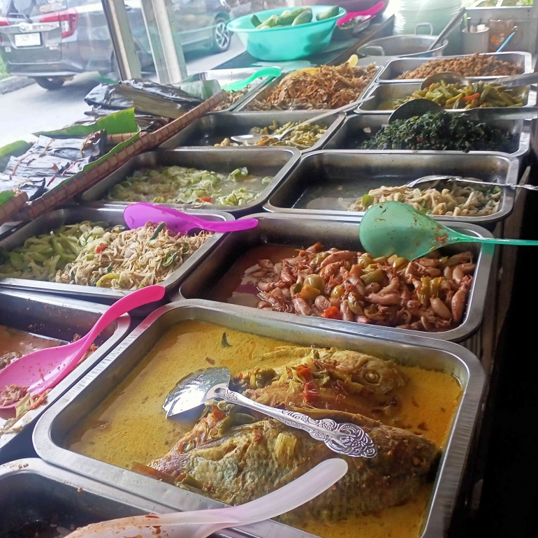 Aneka pilihan menu (dokumentasi pribadi)