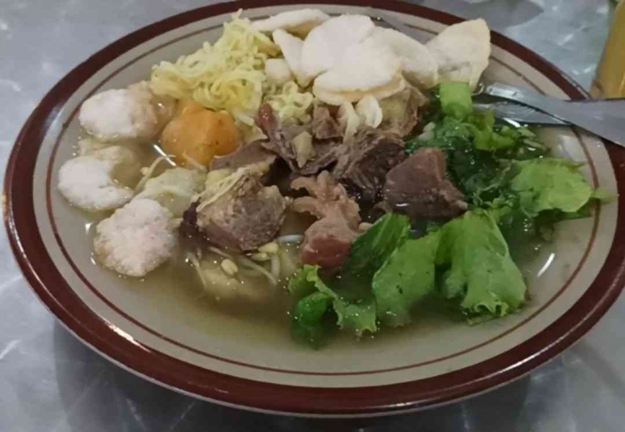 Tahu campur Lamongan di Sleko Food Court(SFC) Kota Madiun (dokpri)