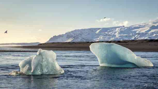 (Danau Jokulsarlon lslandia, sumber: iStock)