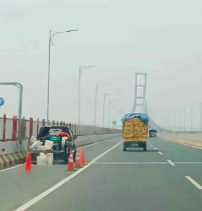 Melintasi Suramadu, Tol Gratis Nan Eksotis(dokpri)