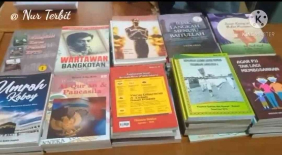 Input sumber gambar Nur Terbit