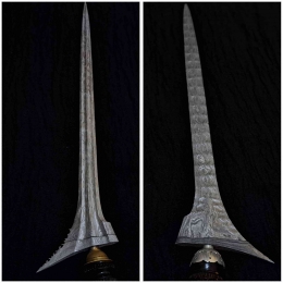 Keris Sampana Pipilis dan Sampana Kijang Koleksi Wahyu Ramadhan dari Banjarmasin. (Foto Dokumentasi Pribadi/Wahyu Ramadhan)