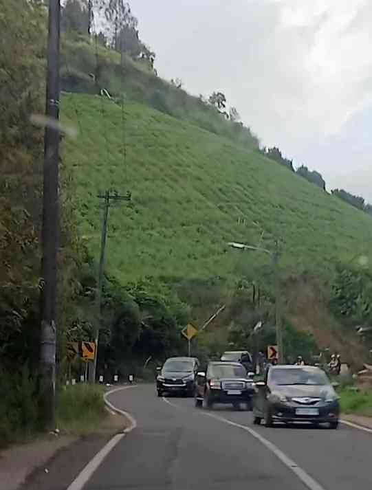 Kondisi Jalan Batu-Mojokerto, lalu lintas lancar tanpa macet libur panjang(dokpri)