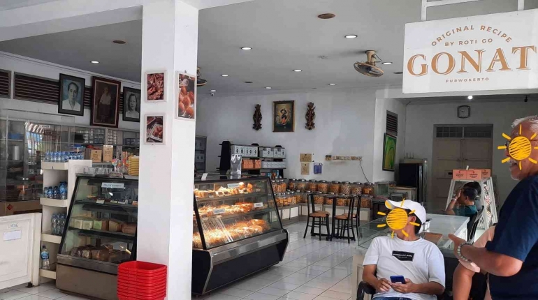 Toko Roti Prima Kopibrood Manis di Toko Roti Legendaris Halaman 1 - Kompasiana.com