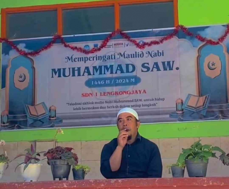 Idola Rasulullah Peringatan Maulid Nabi Muhammad SAW 1446 Hijriyah di SDN 1 Lengkongjaya ...