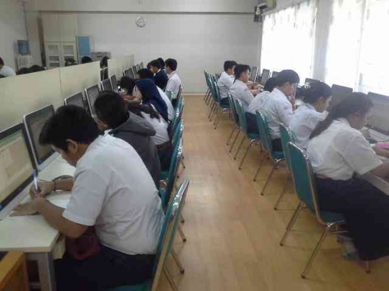 belajar informatika di SMP Labschool Jakarta/dokpri