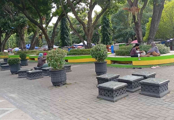 Tempat Duduk-duduk santai bersama keluarga juga ada(dokpri)