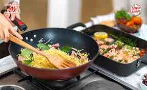 Konsumsi real food bisa dilakukan dengan cara masak sendiri makanan yang sehat tanpa banyak pengolahan (dok foto: dapurumami.com(