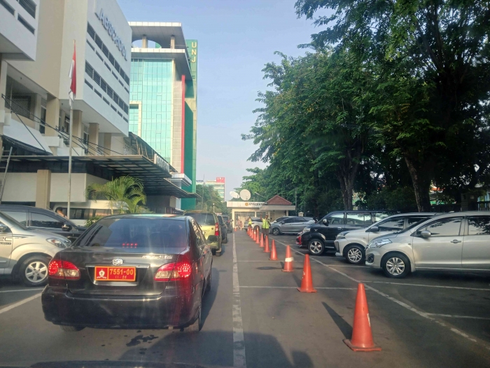Omjay lagi cari parkir mobil/dokpri