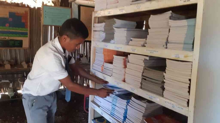 Perpustakaan perlu membenahi diri agar menarik mahasiwa dan pelajar untuk membaca buku-buku di sana (dok foto: cdn-assetd.kompas.id)