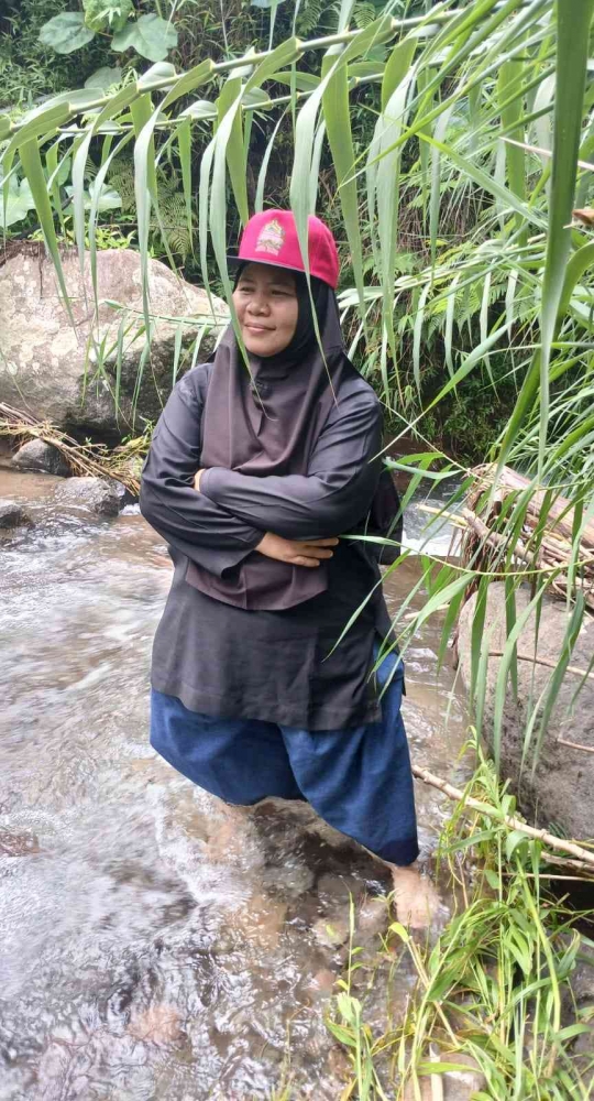 Awas hanyut ya, hehehe...(Dokumentasi pribadi)