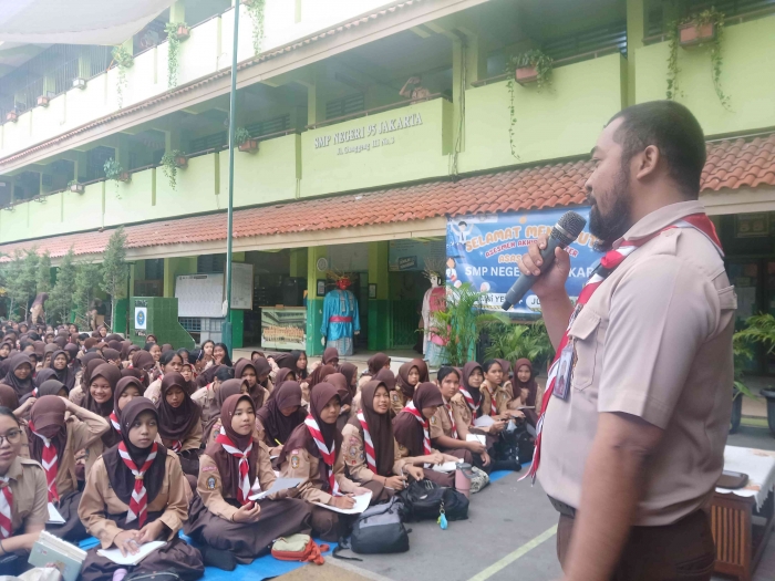 Arahan pak wiguna wakasek akademik smpn 95 jakarta/dokpri