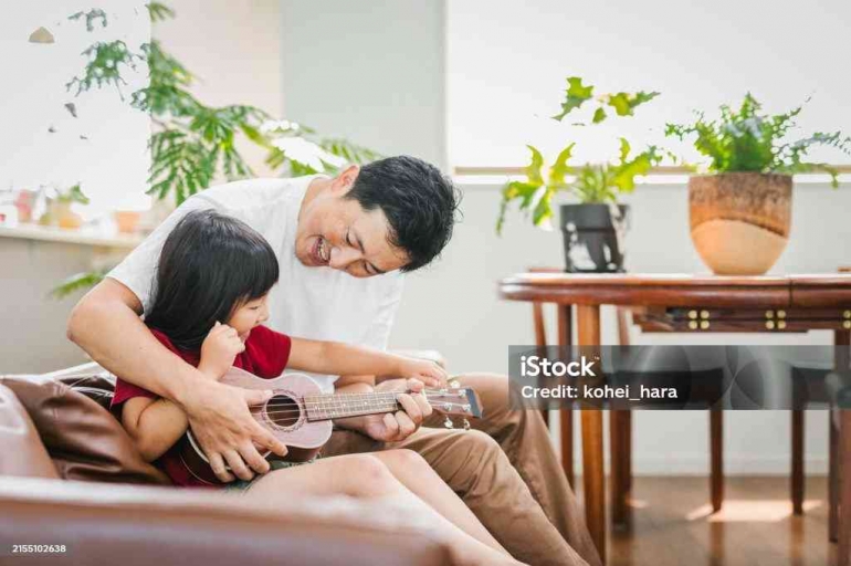 Gambar: Ilustrasi Fatherless: Father-Daughter Relationship Problems Sumber: pixabay